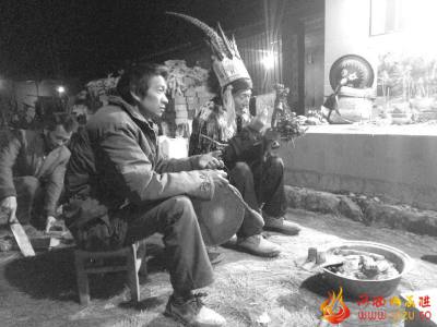 视觉文本与史诗口头文本的互文性——以彝族毕颇身体装饰及祖师坛神像为中心 ...