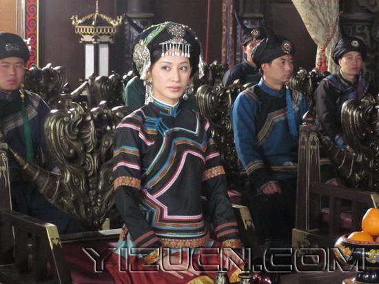 彝族“女皇”《奢香夫人》电视剧献映 彝族火把节火热临近