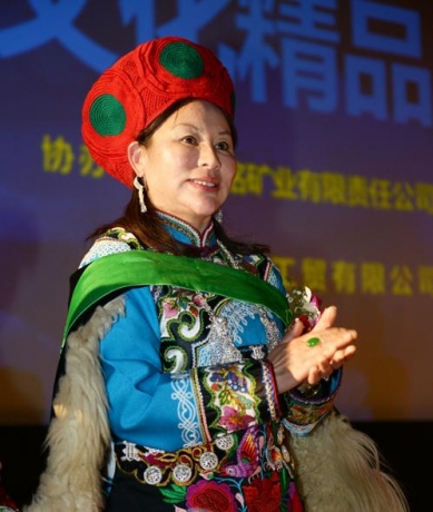 彝族首部本土电影《月亮花》全国首映