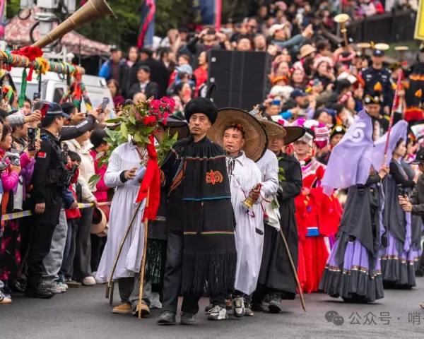 黄承龙：“火把节”和“彝族祭花神”非遗传承人