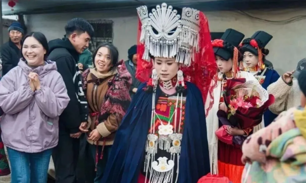 泼出去的是水，留下来的是根：这才是中国人该有的婚礼