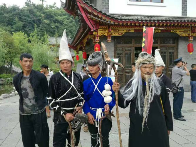 撮泰吉演员.jpg