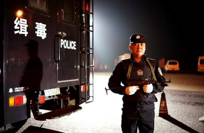 缉毒.jpg