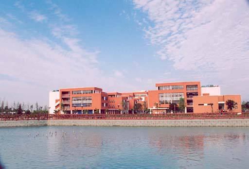 西南民族大学.jpg