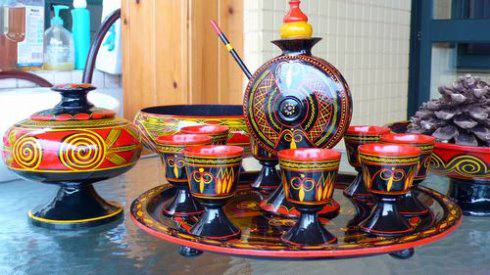 彝族漆器1.jpg