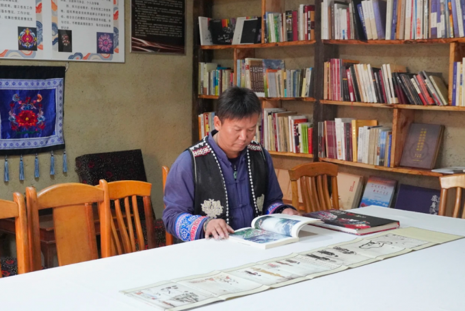 瞿标祥：非遗针线绣出乡村振兴秀美画卷 (5).png