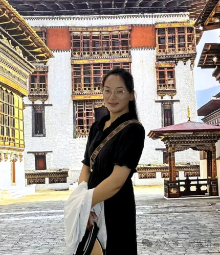 何菊香.png