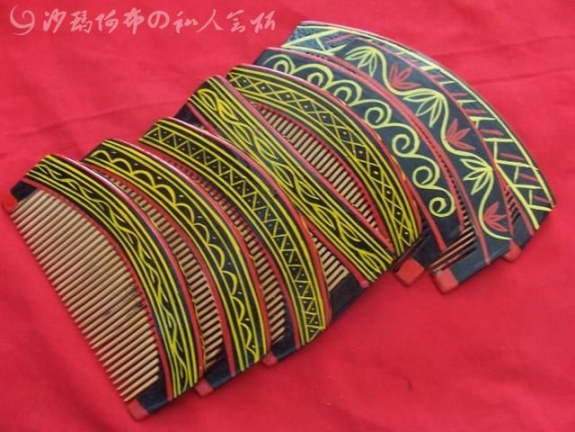 手工桃木梳.jpg